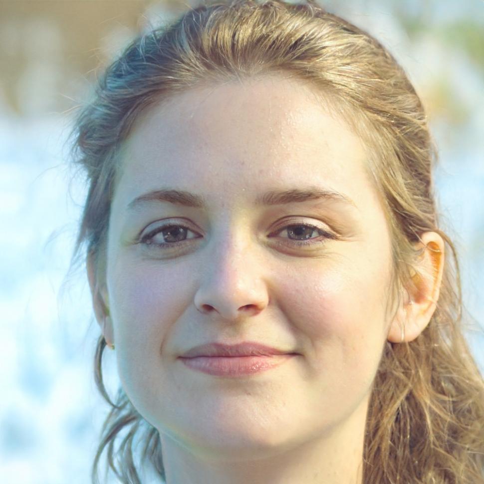 Naia Tremaine portrait